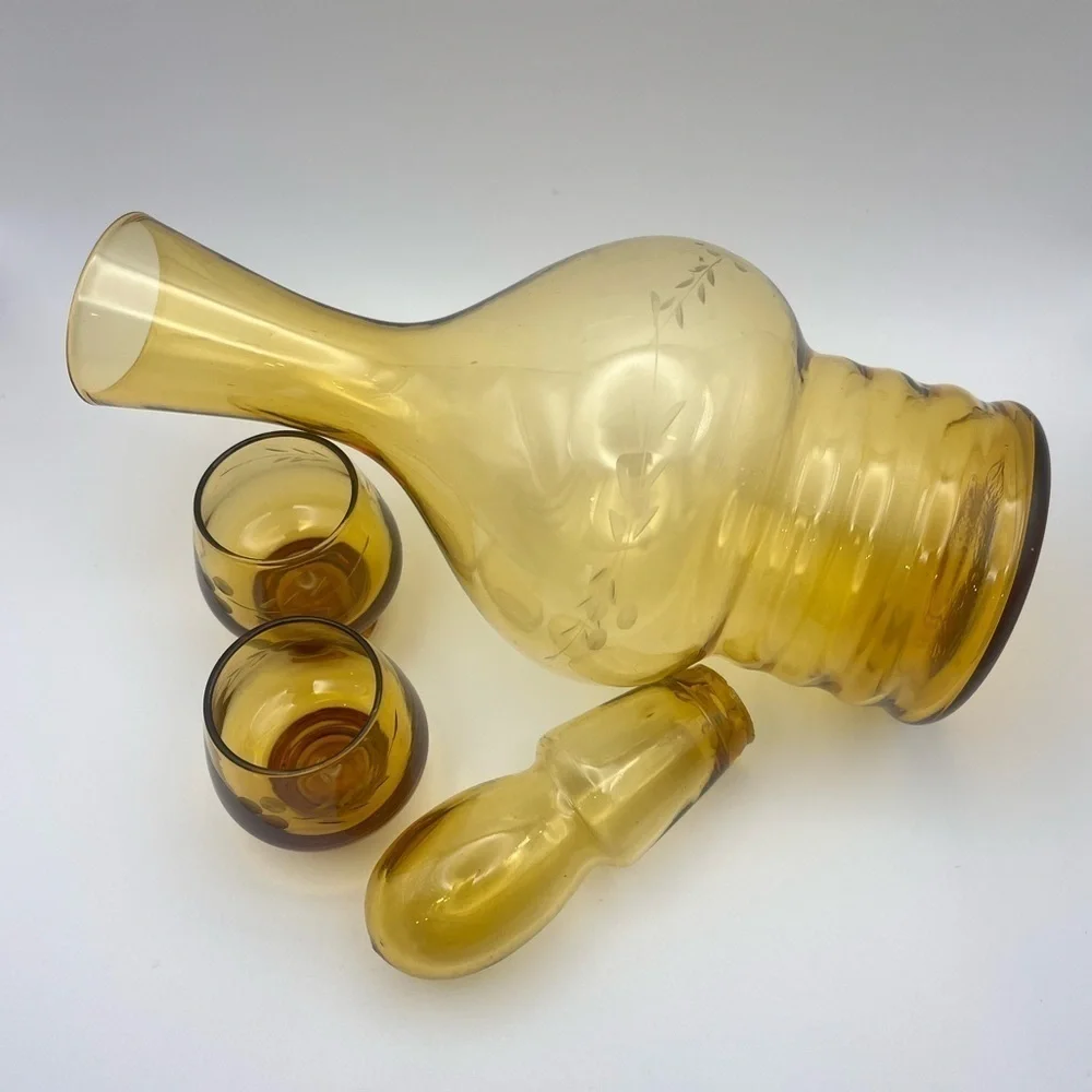 Vintage Mid-Century Etched Elegant Amber Glass Petite Decanter/Glass Set